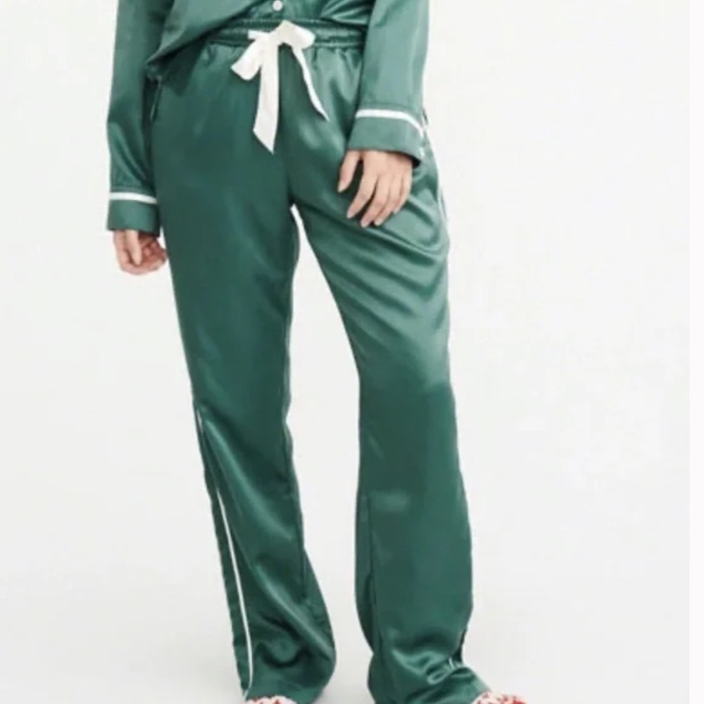 NWT! Abercrombie & Fitch Pajama Pant Satin Bottoms Green Medium